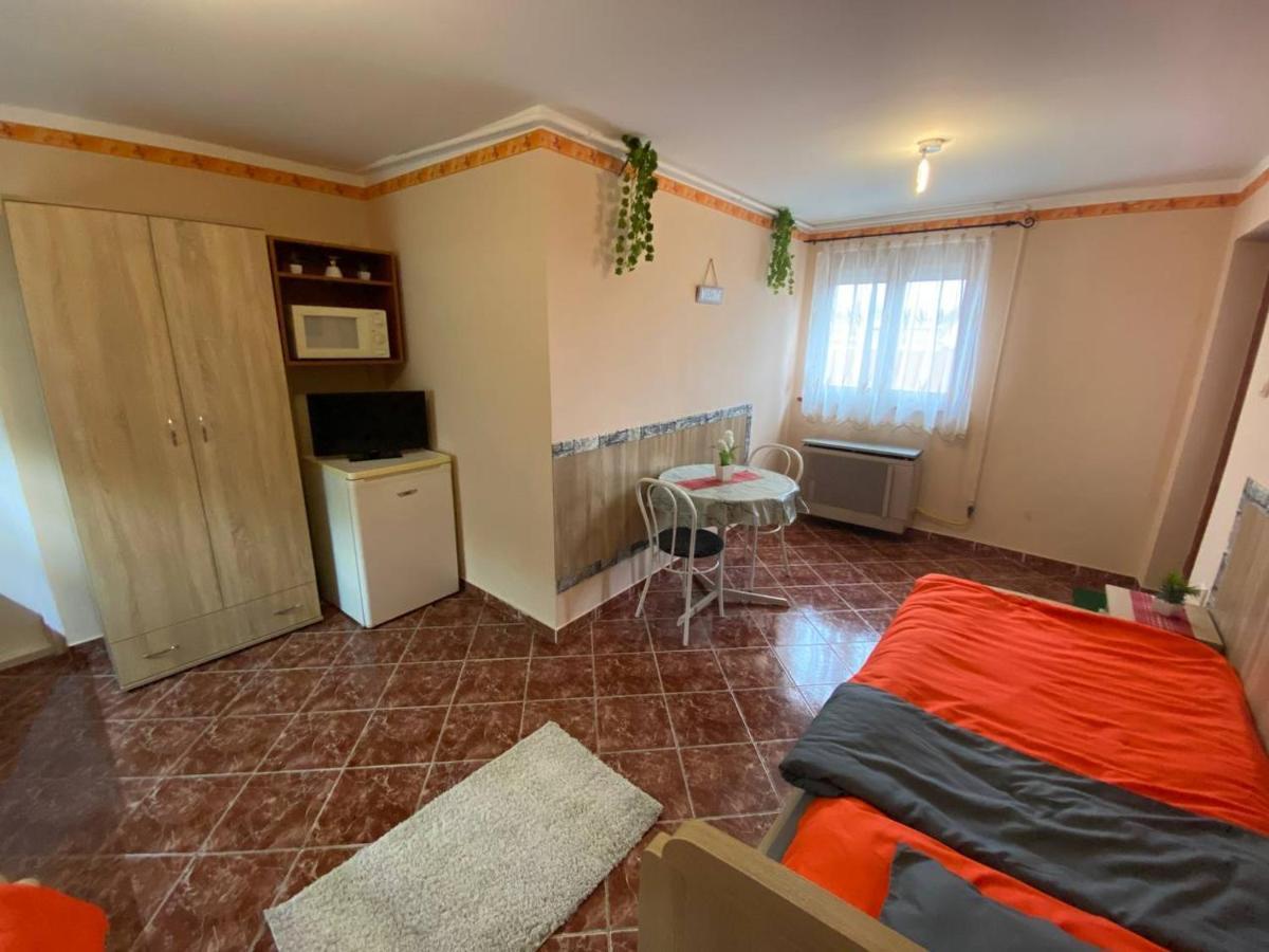 Hajnal Apartman Hajdúszoboszló Exteriér fotografie