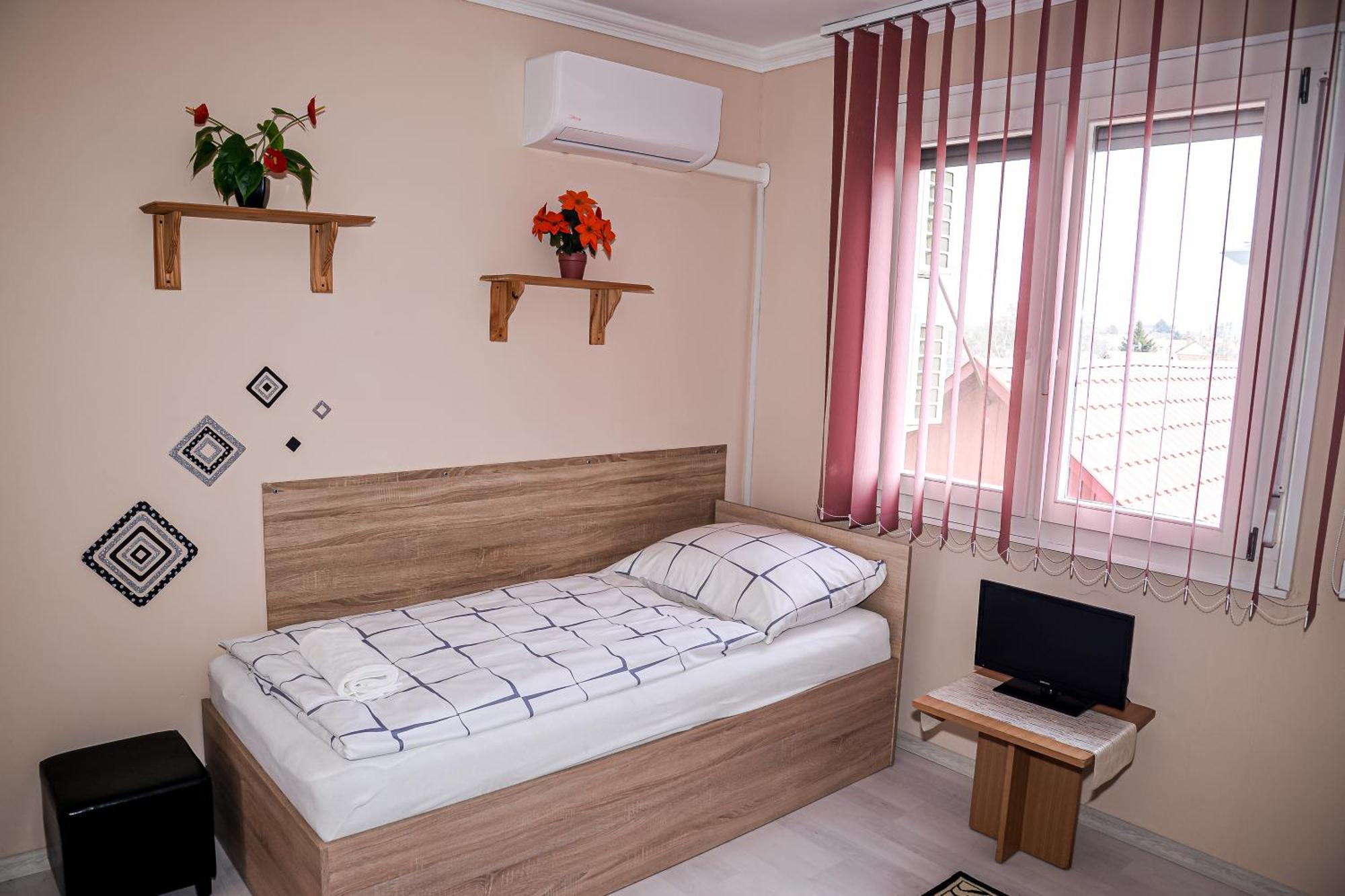 Hajnal Apartman Hajdúszoboszló Exteriér fotografie